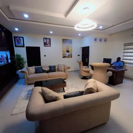 Kelvic Systems Apartments