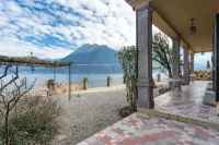 Lakeview Paradise by Rent All Como Hôtels à : Centro Valle Intelvi