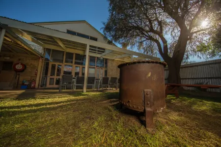 Cobb & Co Lodge Отели рядом с достопримечательностью «Fort Queenscliff Museum»