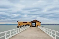 Cobb & Co Lodge