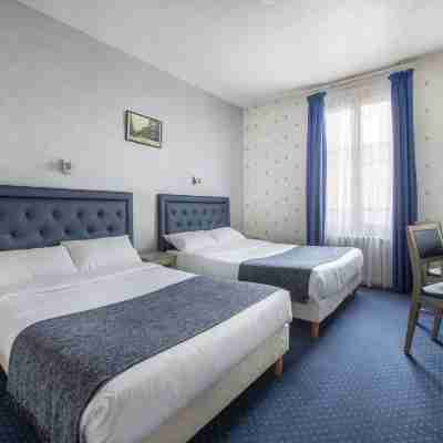 Royal Hôtel Rooms
