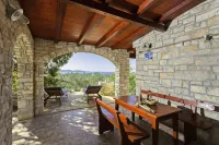 Stone House San Pelegrin