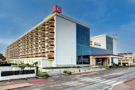 Peñiscola Plaza Suites Отели в г. Пенискола