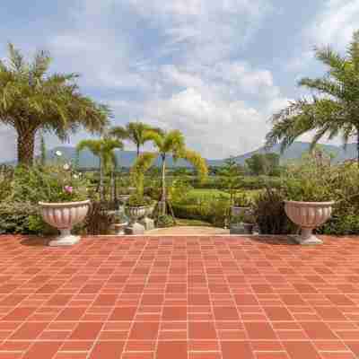 考艾普里姆城堡別墅 Hotel Exterior