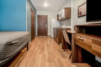 WoodSpring Suites Naples West Hotels in Lely Resort