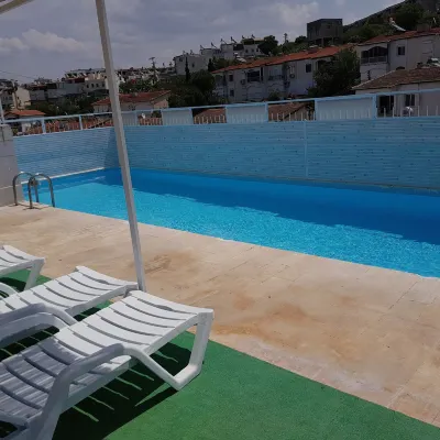 Ozgun Apart Hotel Hotels near Ladies Beach