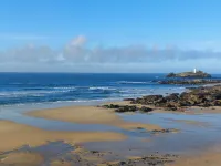 Wesley House Holiday Cottages Hotels in Redruth