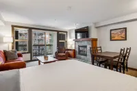 Large Studio | Ski in/Out | Pool & Hot Tubs | Central Upper Village Location