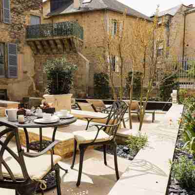 Hôtel Sarlat - Le Petit Manoir - Hôtel de charme en Dordogne Hotel Exterior