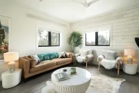 Wallace Bnb Отели в г. 