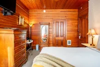 Gilbert Inn Seaside