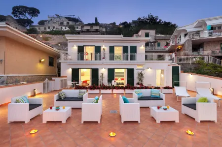 Gala Residence Villa Giovanna Отели рядом с достопримечательностью «Равелло»