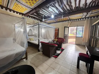 Beautiful and Charming 3-Bed Room Villa in Diani Hotels in 