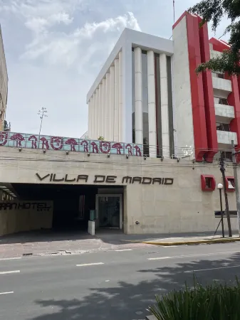 Hotel Villa de Madrid Отели рядом со станцией Autobuses Poniente Station