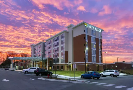 Hyatt Place Blacksburg/University Отели рядом с достопримечательностью «Политехнический университет Виргинии»