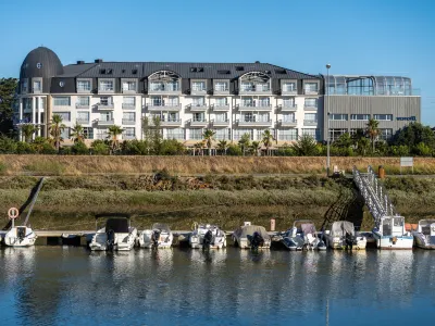 Westotel le Pouliguen Hotels in der Nähe von The wild coast