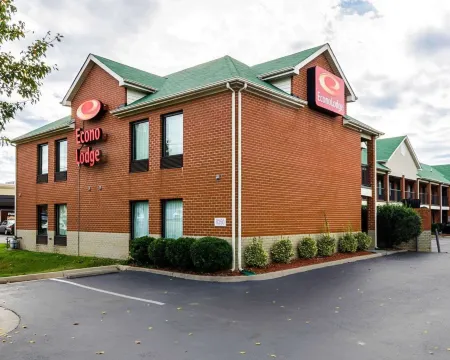 Econo Lodge Отели в г. Меканиксвилл