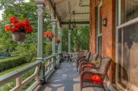 Hochelaga Inn Các khách sạn ở Kingston