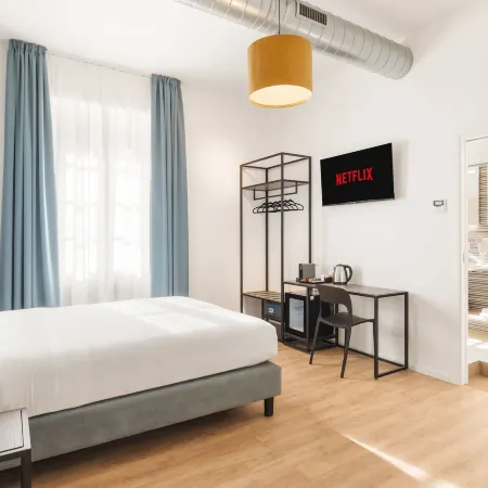 Adelante Rooms Piazza Bologna Отели рядом с достопримечательностью «Номентано»