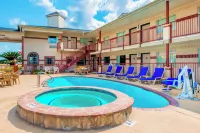 Hill Country Inn & Suites - New Braunfels / Gruene