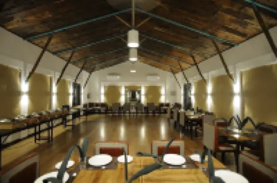 Trees N Tigers Luxury Wildlife Lodge