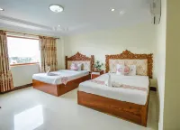 VY Chhe Hotel Hotels in 