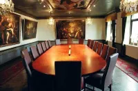 Hotel Gyllene Uttern