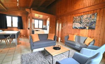 Bungalow Near the Ourthe and from the Centre of Town