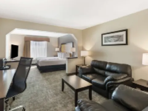 Best Western Inn Suites - Midway Airport Hotels in Burbank