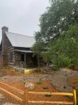 Hill Country Log Cabin Close to Wimberley & Dripping Springs Shopping and Dining
