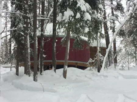 Brand New Yurts in the wilds of MT-Stay @ GNP like no other! 7mi. from W Glacier