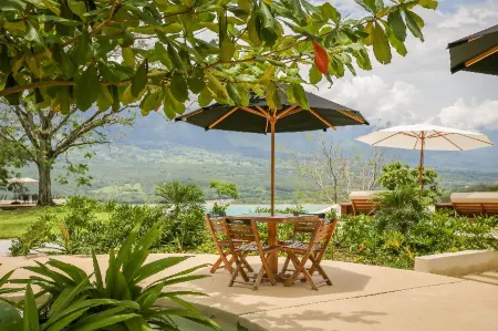 Hotel Tahiti Отели в г. Херико