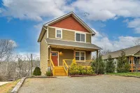 Spacious Living and Modern Amenities - Charming Contemporary Escape Hotel di Reems Creek