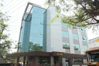 Rajdoot Royale Residency Hôtels à : Ichalkaranji