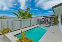 Desert Mid Century Oasis w/ Pool. Steps to Trails Hotels in La Quinta