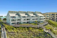 Gulf Front Views and Private Outdoor Deck - Stunning Coastal Oasis