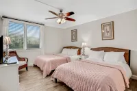 Oceanfront Balcony and Community Pool - Beautiful Coastal Retreat