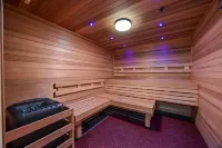 Stunning Ocean Views and Pool Access - Elegant Hawaiian Retreat Hotels in Waimanalo Beach