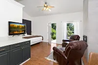 Shared Pool and Hot Tub with Scenic Outdoors - Stunning Romantic Retreat