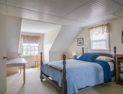 Charming Cape Style Cottage with Fire Pit and Deck - Cozy Escape Hotels near East Sandwich Beach