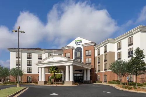 Holiday Inn Express & Suites JACKSON - FLOWOOD by IHG