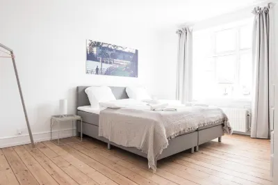 Beautiful 2-Bed with Large Balcony - 67 Hotels in 