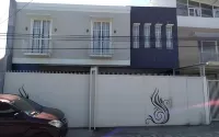 RedDoorz near Museum Angkut Batu 2 Hotel di Kecamatan Batu