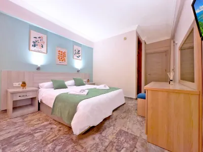 Native Hotel