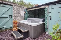 Host & Stay - Allium House