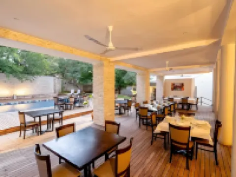 Bayete Guest Lodge Hotels in Victoria Falls