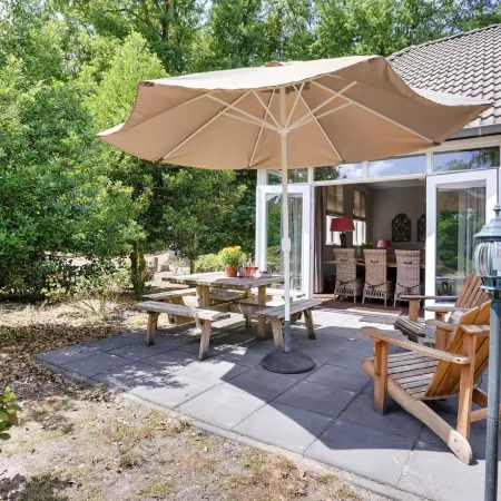 Holiday Home with a Terrace at Bedafse Bergen