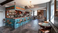The Elephant Hotel - bar