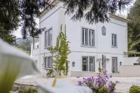 Eighteen21 Houses - Quinta Velha Hotels in Сан-Мартинью