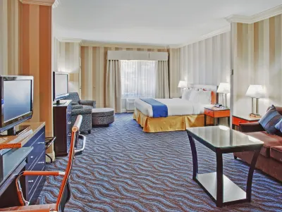 Holiday Inn Express & Suites Santa Cruz